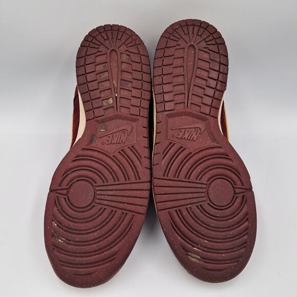Size 7 - Nike SB Dunk Low Anchorman - 304292-672 - RETAIL $500 main image 11